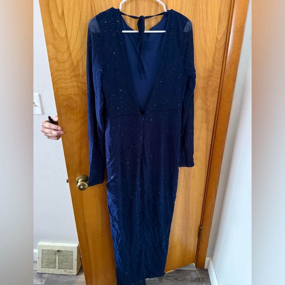 Elegant Navy Blue Women's Dress - Picture 3 of 4